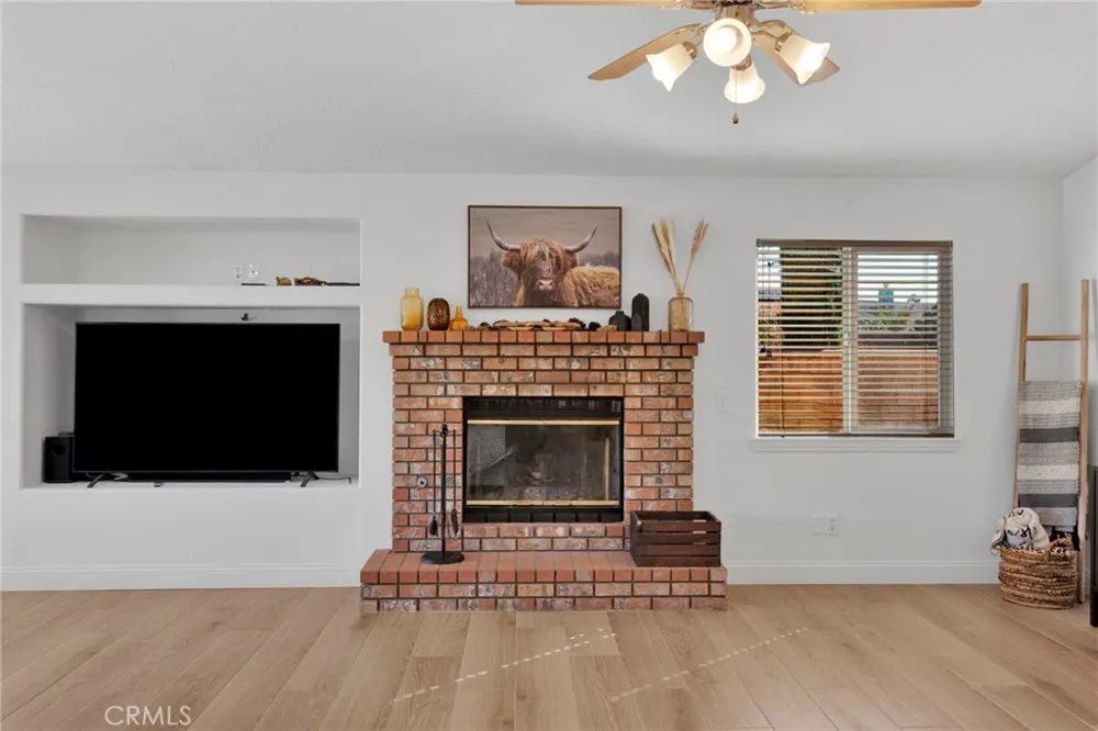 20463 Majestic Drive Apple Valley, CA 92308