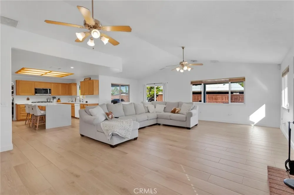 20463 Majestic Drive Apple Valley, CA 92308