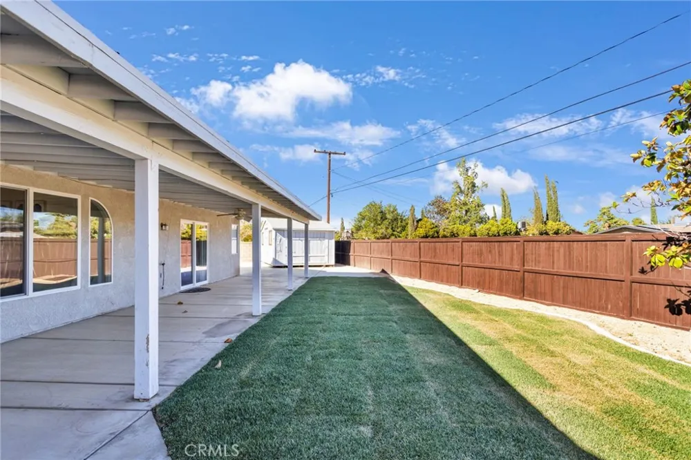 20463 Majestic Drive Apple Valley, CA 92308