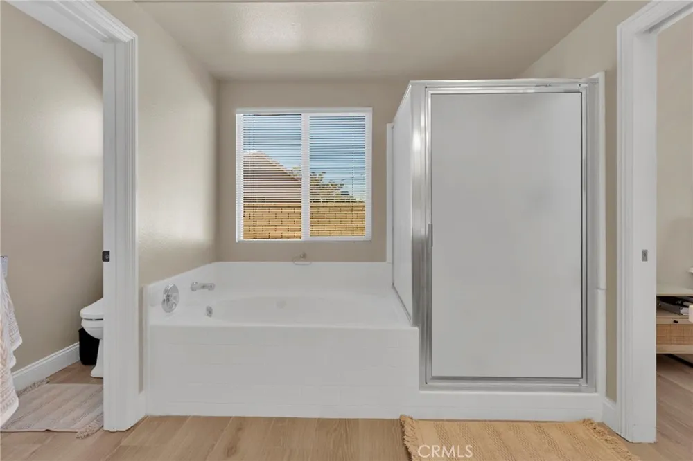 20463 Majestic Drive Apple Valley, CA 92308