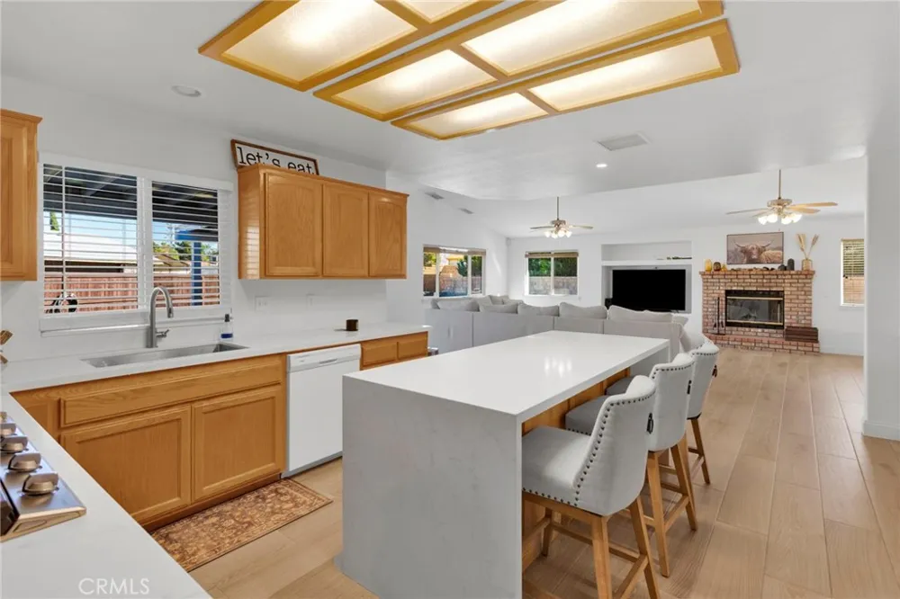 20463 Majestic Drive Apple Valley, CA 92308