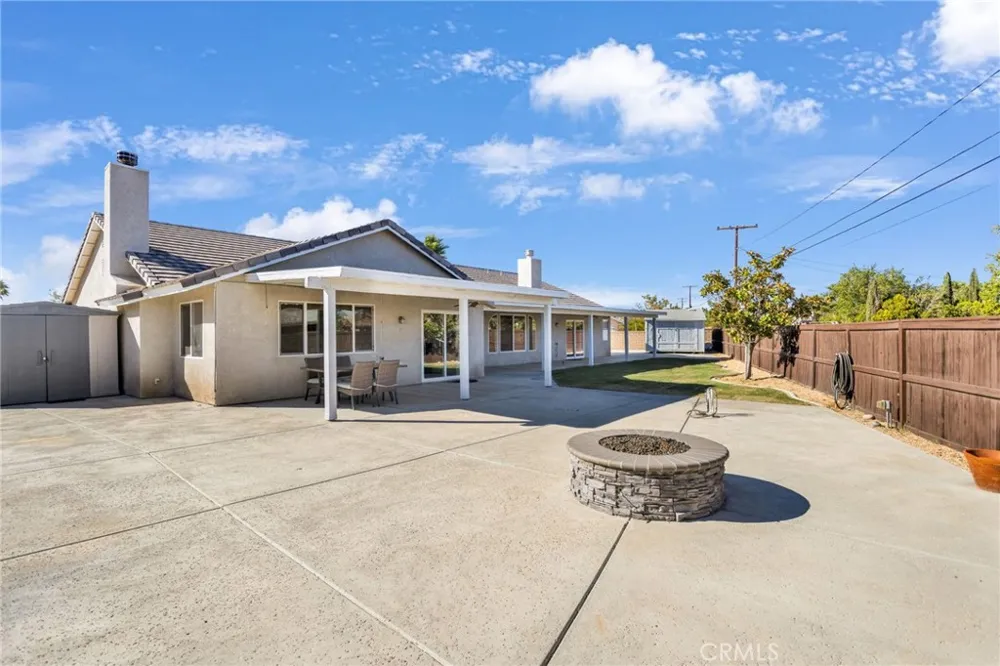 20463 Majestic Drive Apple Valley, CA 92308