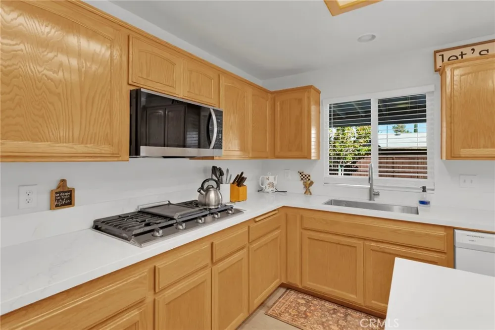 20463 Majestic Drive Apple Valley, CA 92308