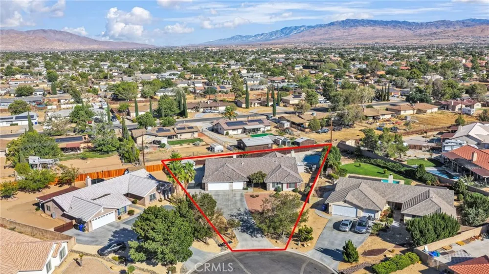 20463 Majestic Drive Apple Valley, CA 92308