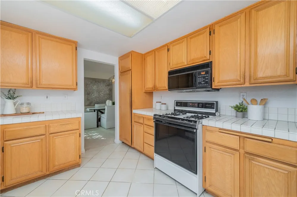 14013 Tom Court Victorville, CA 92392