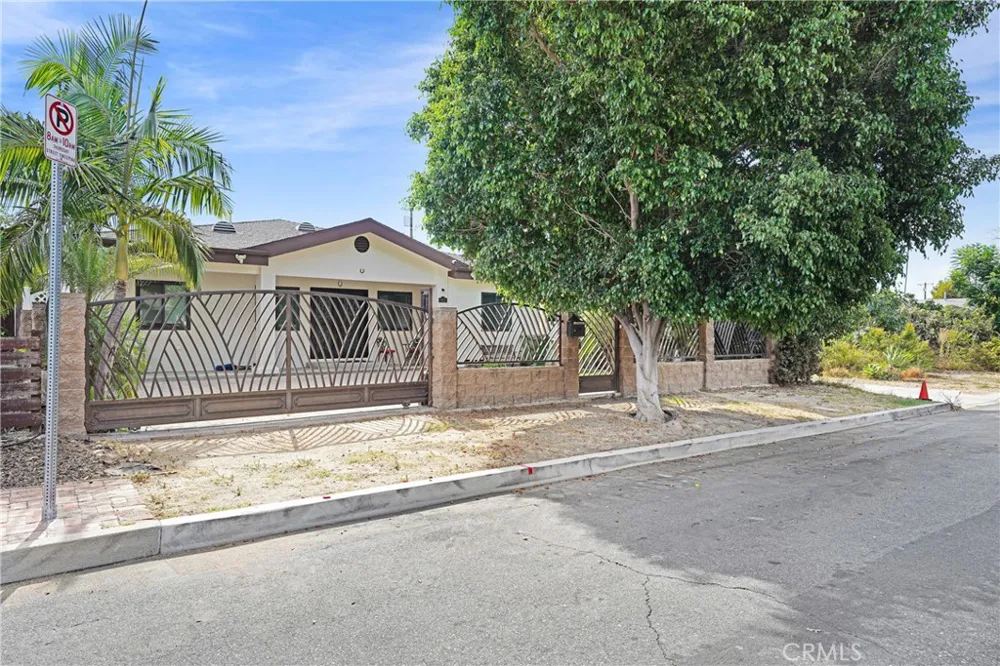 5854 Satsuma North Hollywood, CA 91601