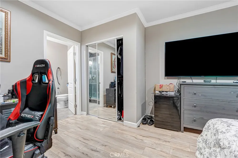 5854 Satsuma North Hollywood, CA 91601