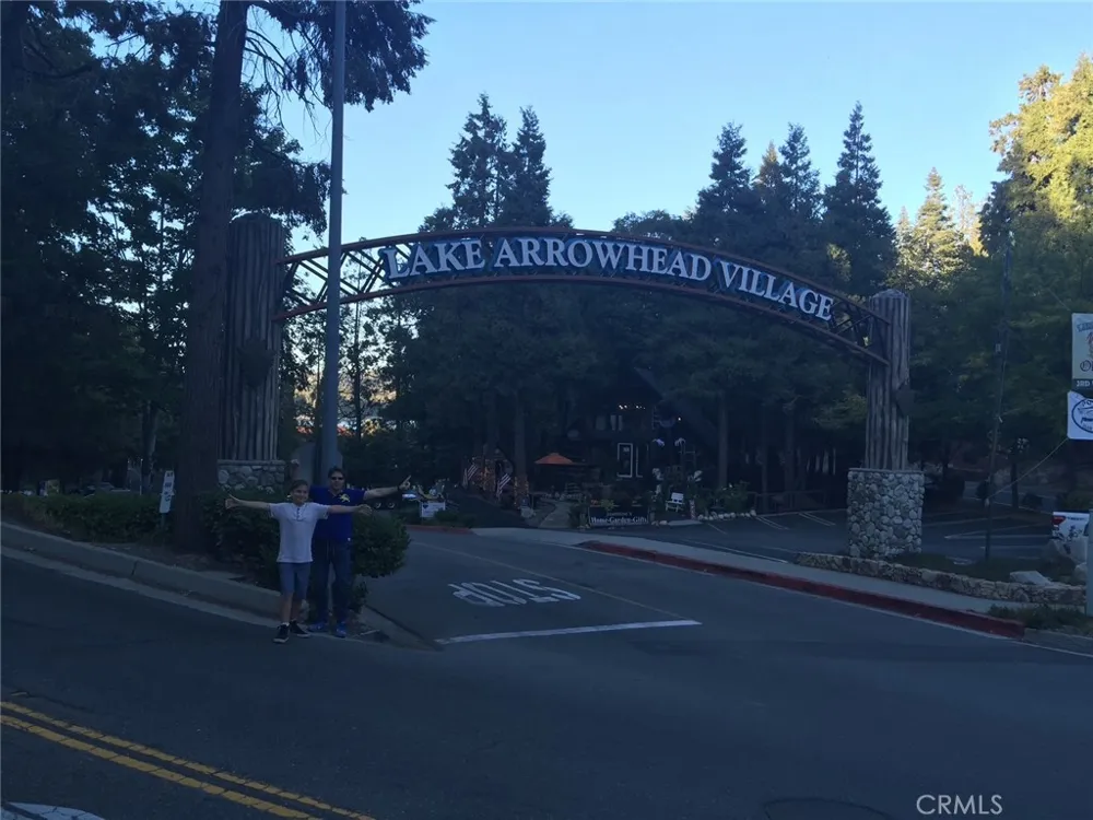 29751 Redwood Cedar Glen, CA 92321