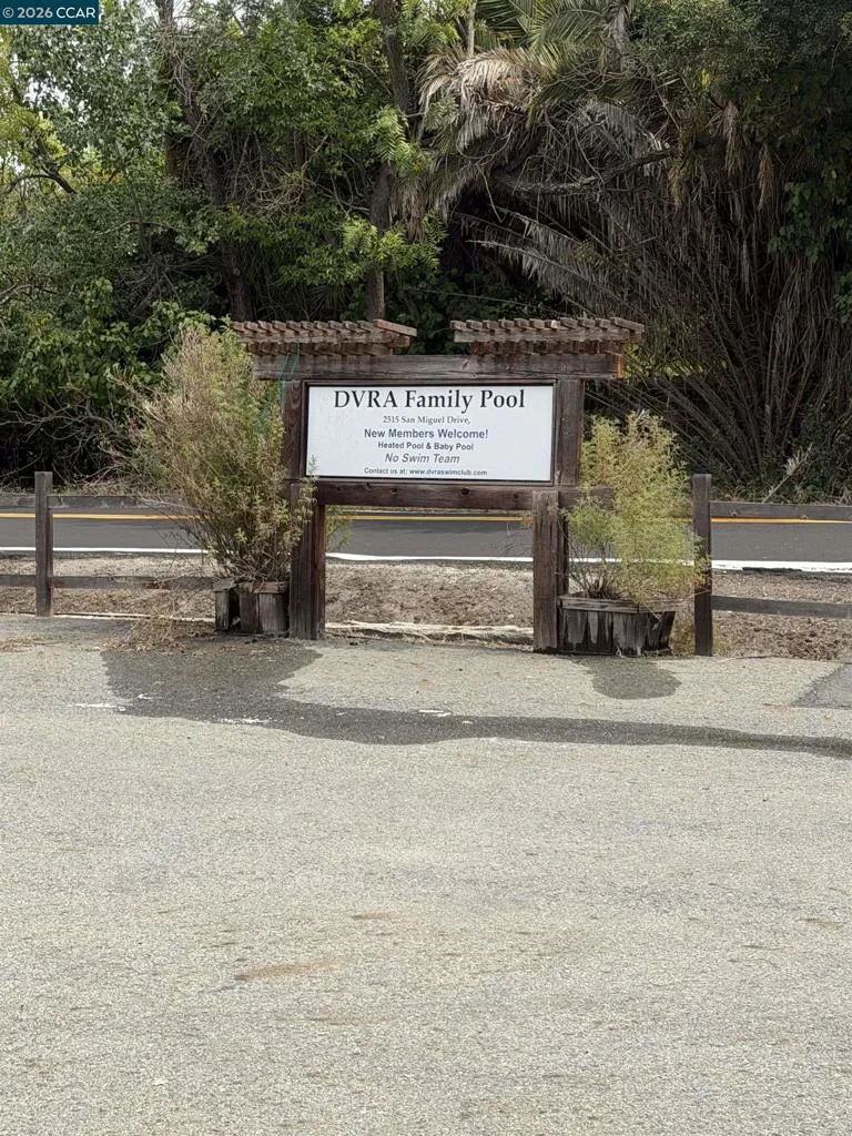 2515 San Miguel Dr Walnut Creek, CA 94596