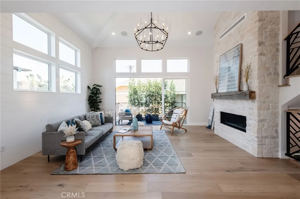 2303 Marshallfield Lane #B Redondo Beach, CA 90278