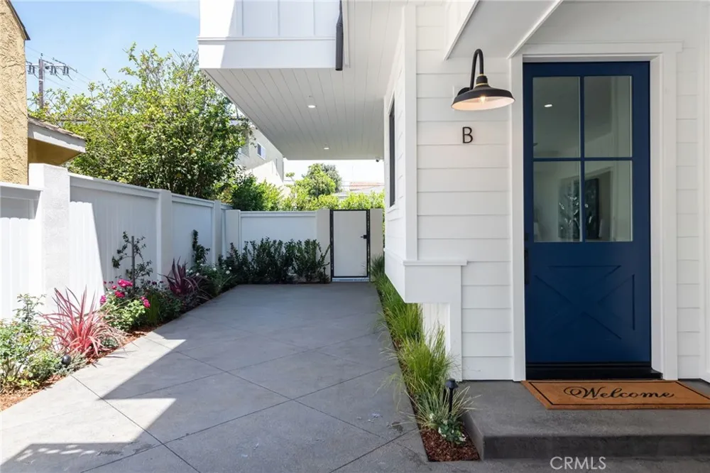 2303 Marshallfield Lane #B Redondo Beach, CA 90278