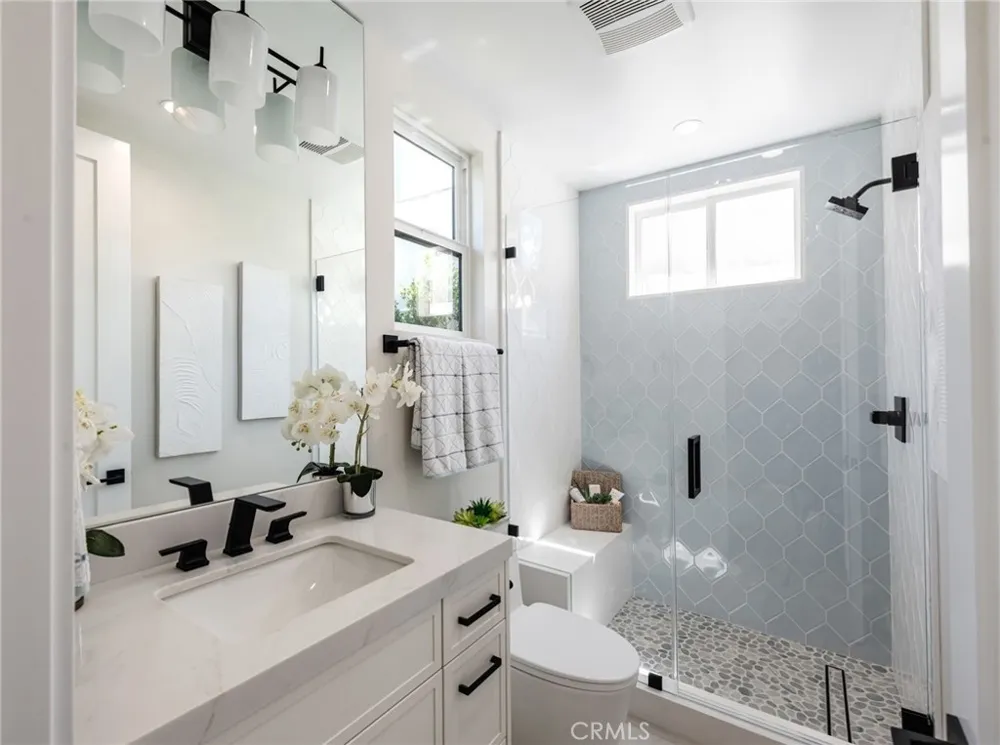 2303 Marshallfield Lane #B Redondo Beach, CA 90278