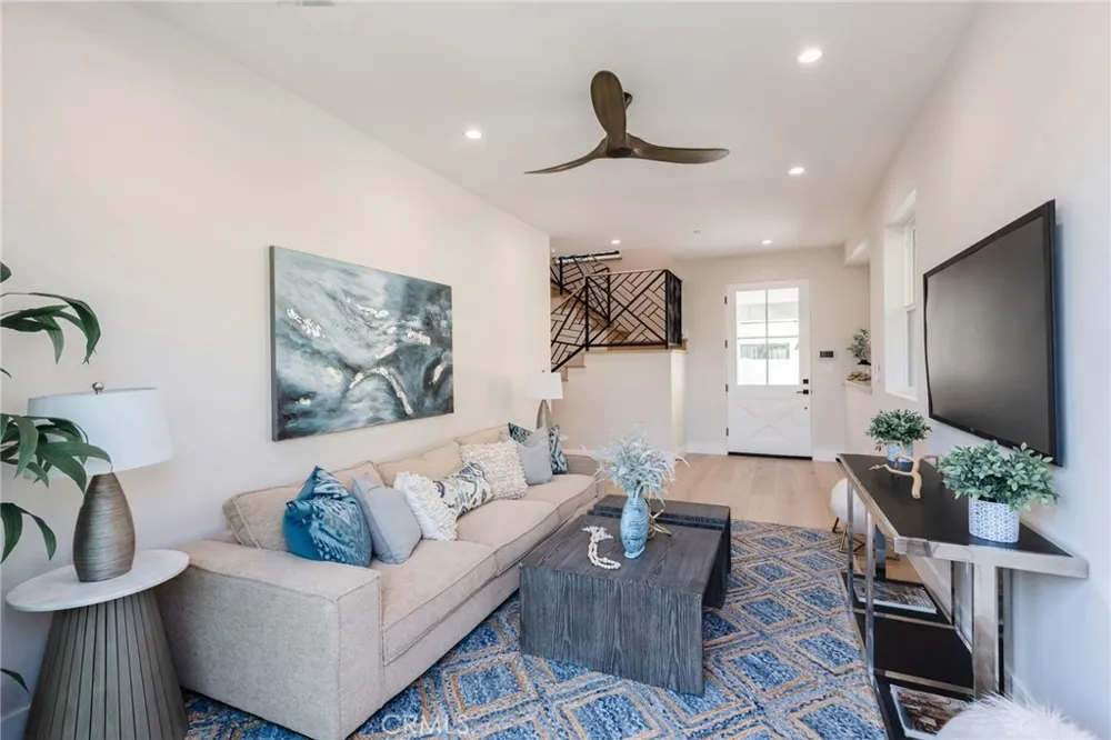 2303 Marshallfield Lane #B Redondo Beach, CA 90278