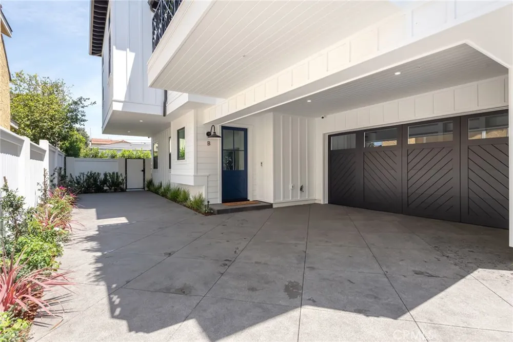 2303 Marshallfield Lane #B Redondo Beach, CA 90278