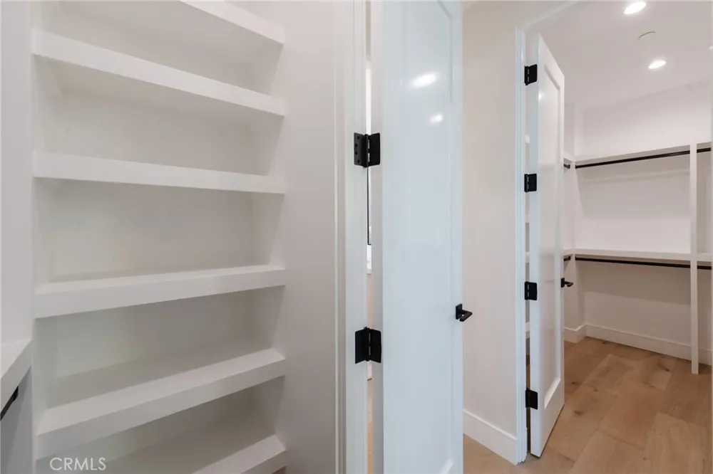 2303 Marshallfield Lane #B Redondo Beach, CA 90278