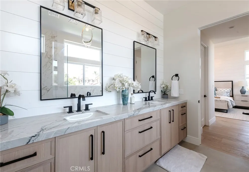 2303 Marshallfield Lane #B Redondo Beach, CA 90278