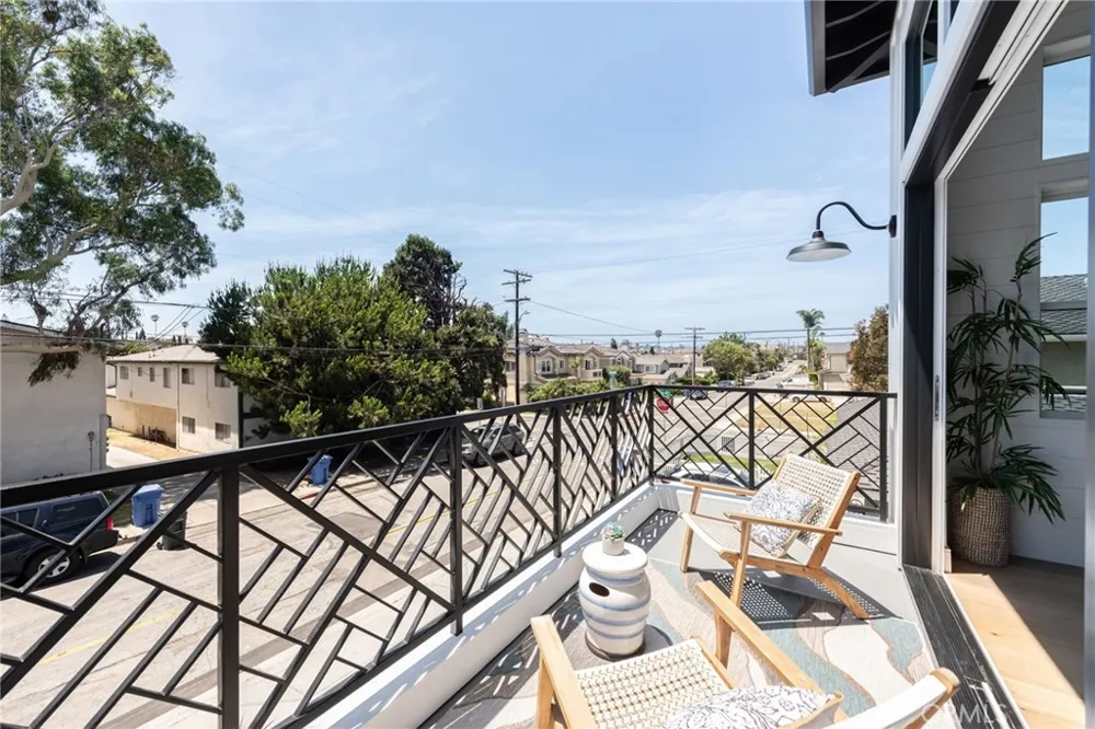 2303 Marshallfield Lane #A Redondo Beach, CA 90278