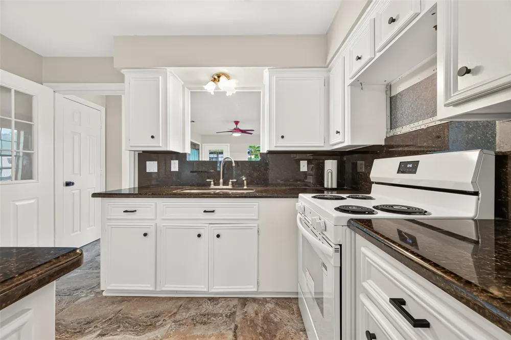 15126 Boudreaux Road Tomball, TX 77377