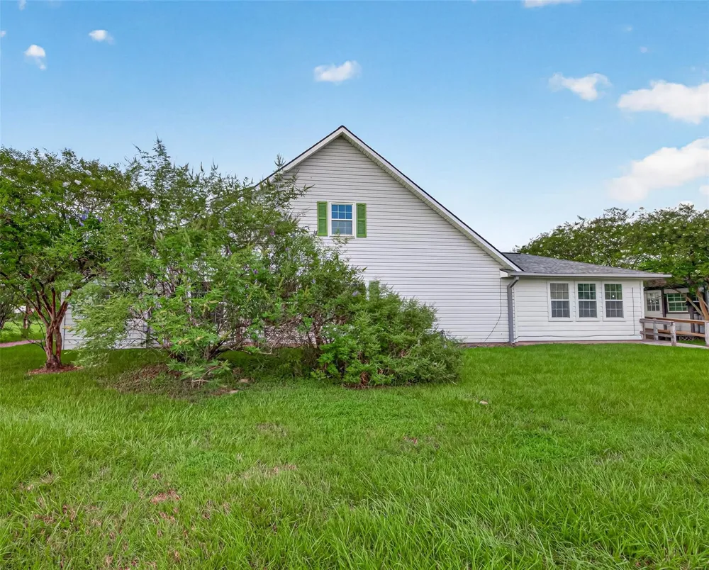 15126 Boudreaux Road Tomball, TX 77377