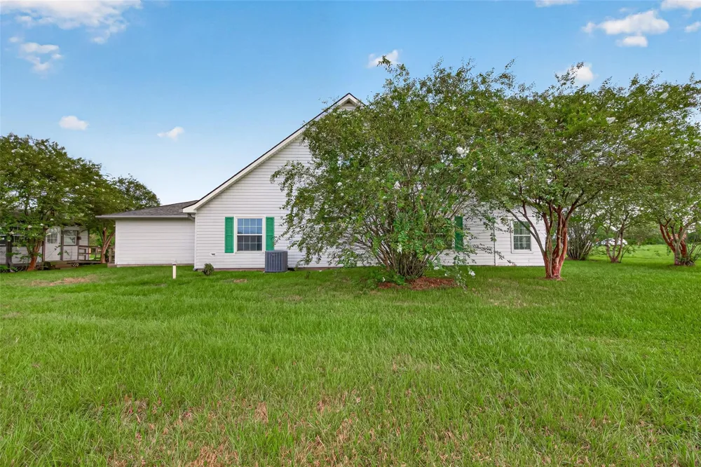 15126 Boudreaux Road Tomball, TX 77377