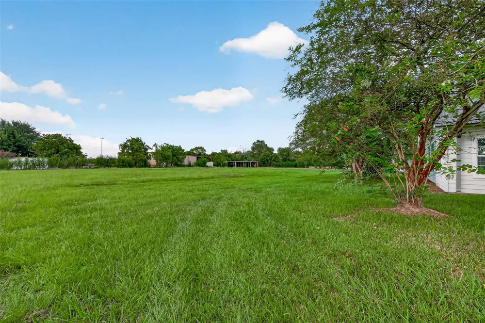 15126 Boudreaux Road Tomball, TX 77377