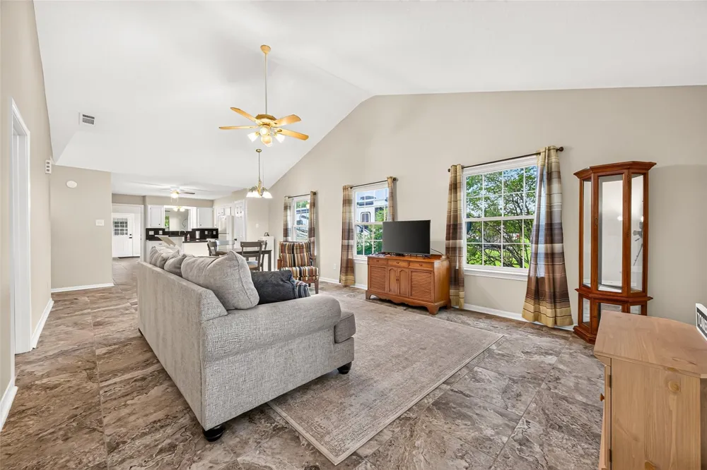 15126 Boudreaux Road Tomball, TX 77377