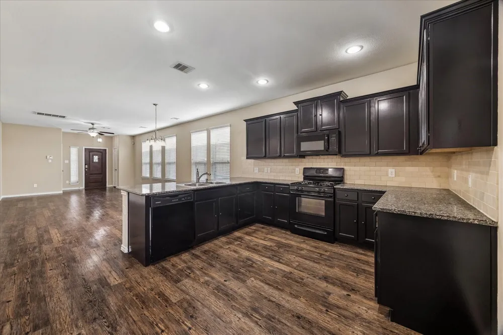 9031 Sweet Blue Jasmine Lane Humble, TX 77338