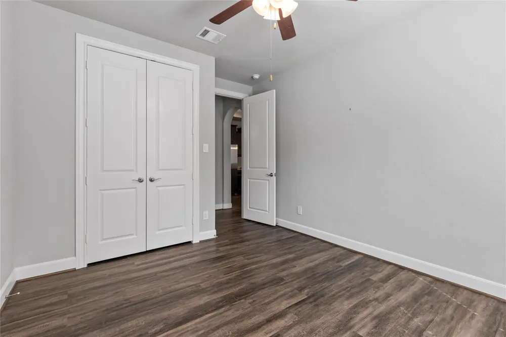 12215 Forest Villas Lane Conroe, TX 77304