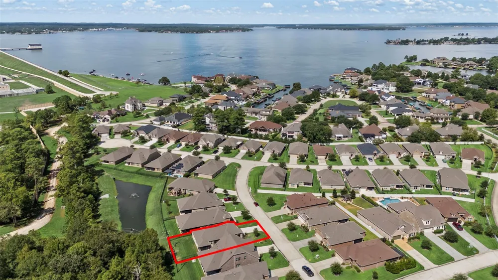 12215 Forest Villas Lane Conroe, TX 77304