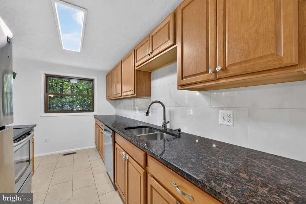 2270 COCQUINA DRIVE Reston, VA 20191