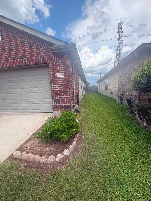 6626 Hollow Harvest Lane