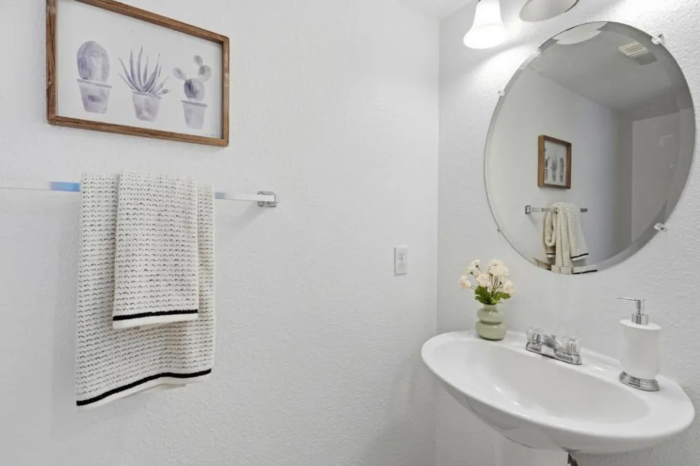 2227 Gadwall Court San Leandro, CA 94579