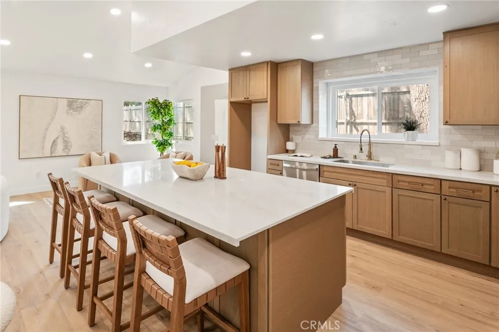 722 Isidore Street Oceanside, CA 92057