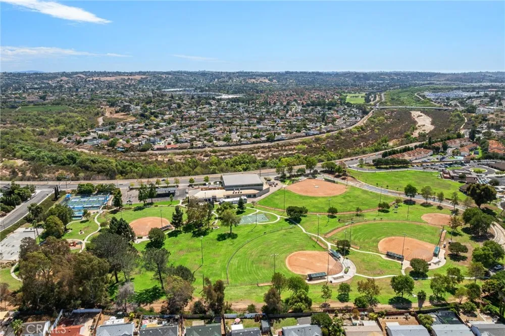722 Isidore Street Oceanside, CA 92057