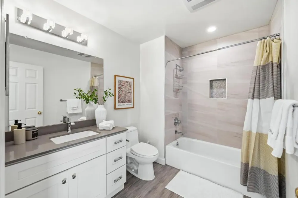 1500 Sherman Avenue #2E Burlingame, CA 94010
