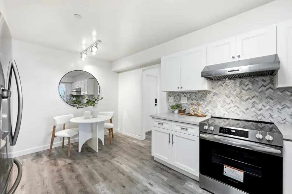 1500 Sherman Avenue #2E Burlingame, CA 94010
