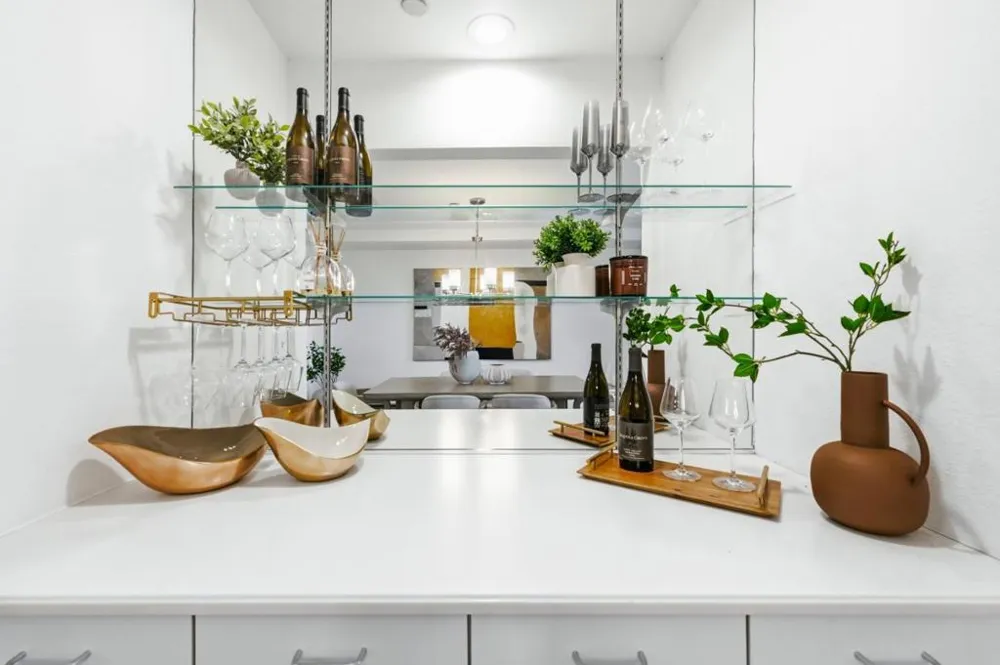 1500 Sherman Avenue #2E Burlingame, CA 94010