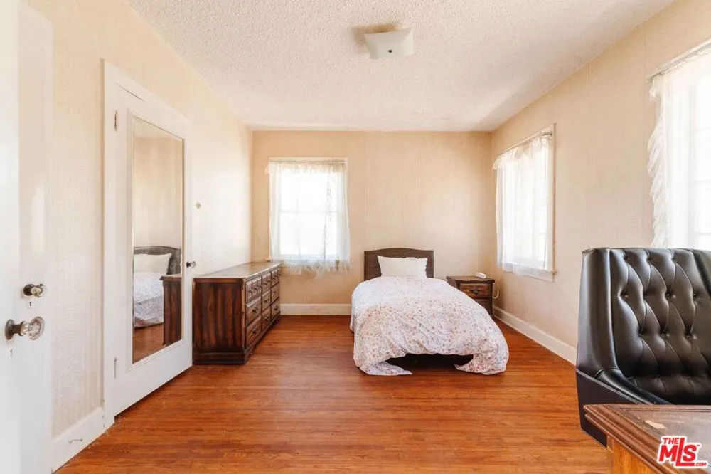 354 21st Street Santa Monica, CA 90402