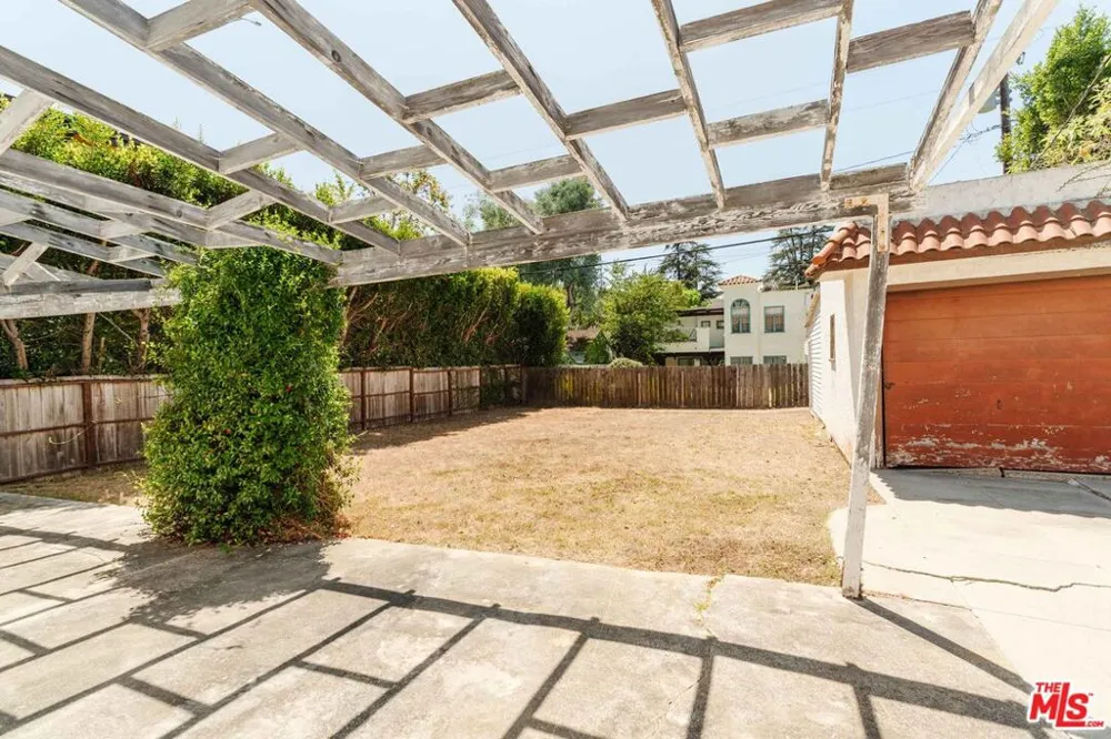 354 21st Street Santa Monica, CA 90402