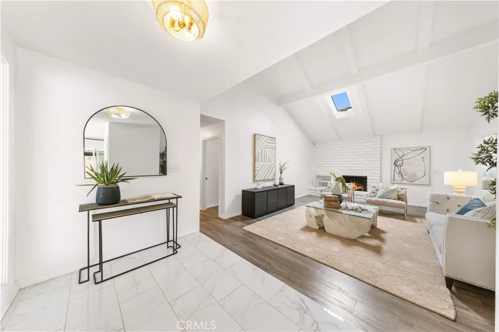13791 Solitaire Irvine, CA 92620