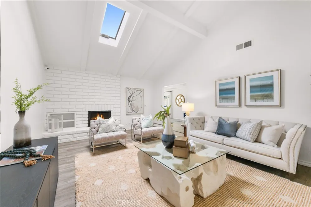 13791 Solitaire Irvine, CA 92620