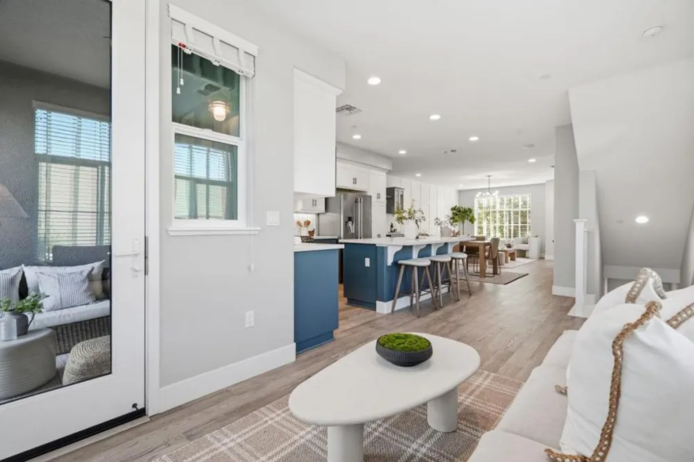 208 Railway Avenue Campbell, CA 95008