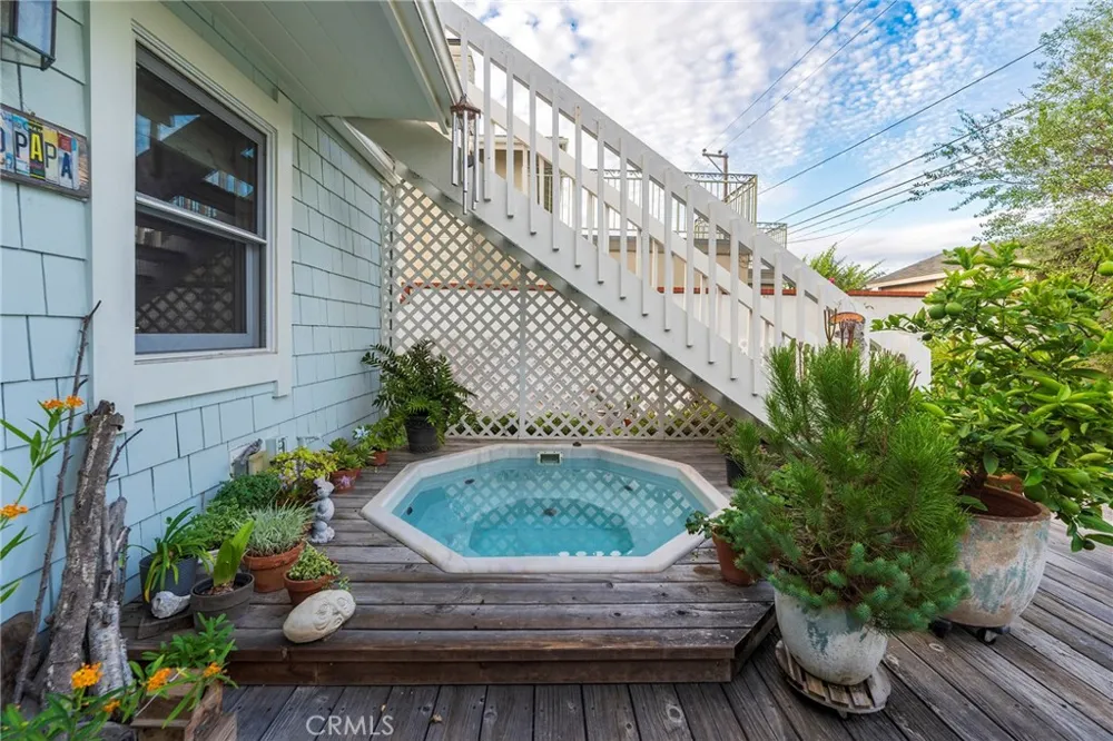 21892 Kaneohe Huntington Beach, CA 92646