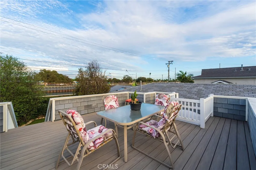21892 Kaneohe Huntington Beach, CA 92646