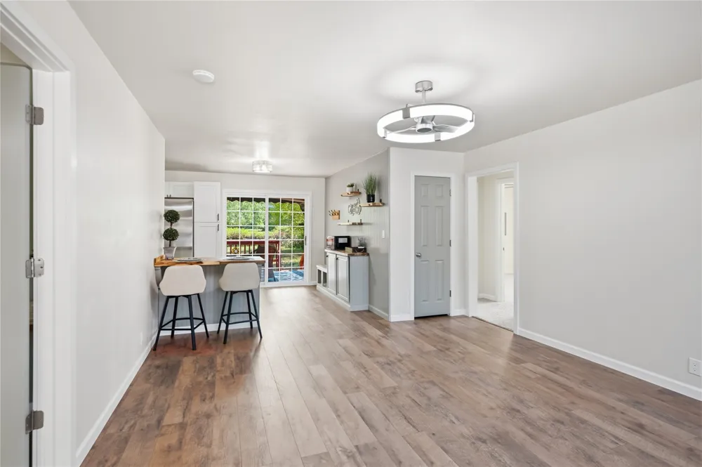 340 Oak Dewey, OK 74029
