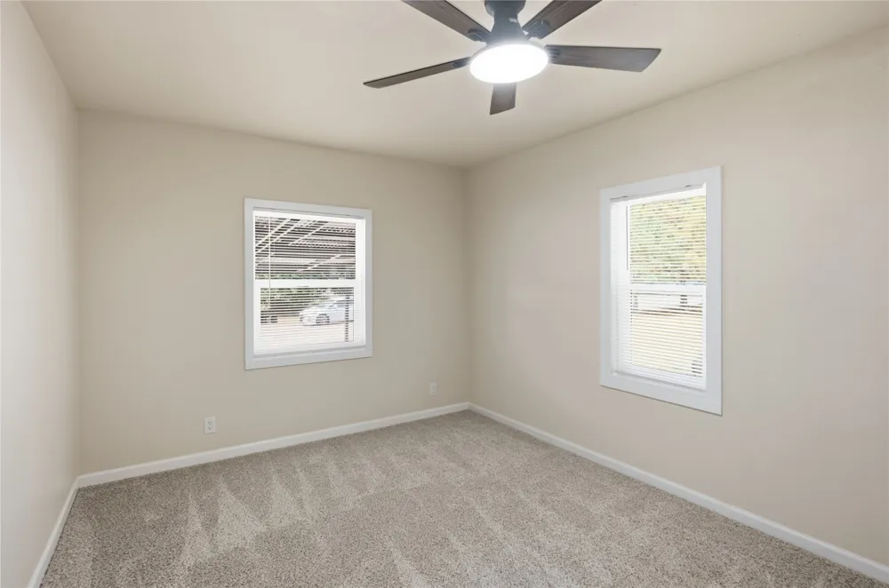 340 Oak Dewey, OK 74029