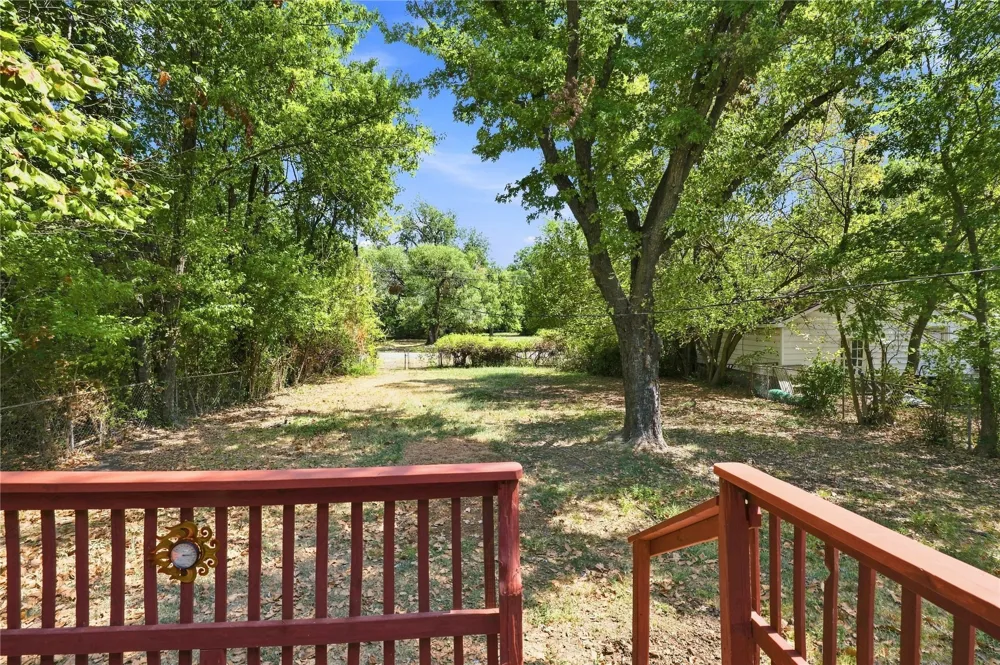 340 Oak Dewey, OK 74029