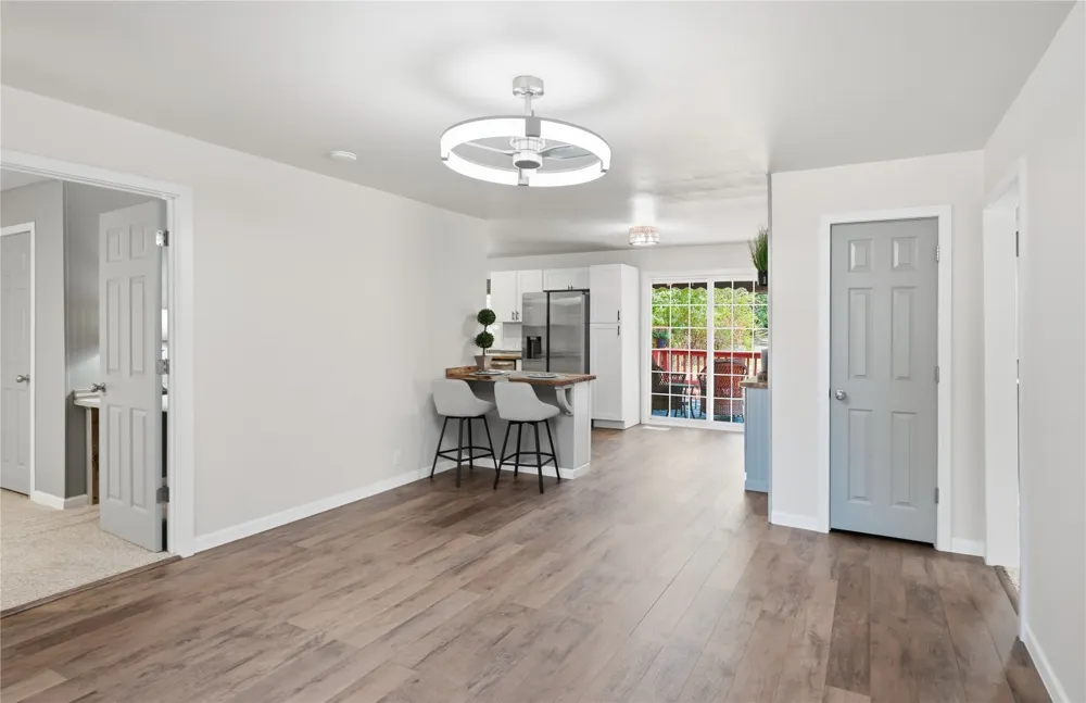 340 Oak Dewey, OK 74029