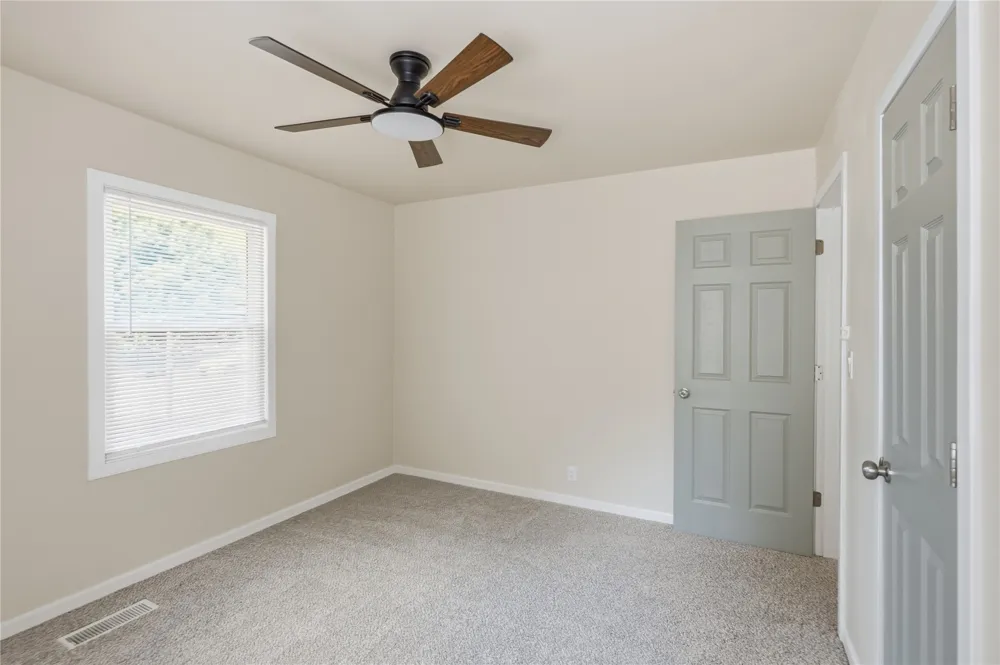 340 Oak Dewey, OK 74029
