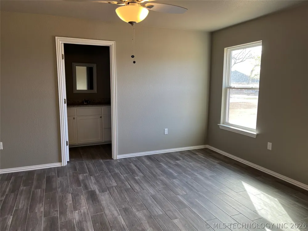 311 W Wilson Avenue Calera, OK 74730